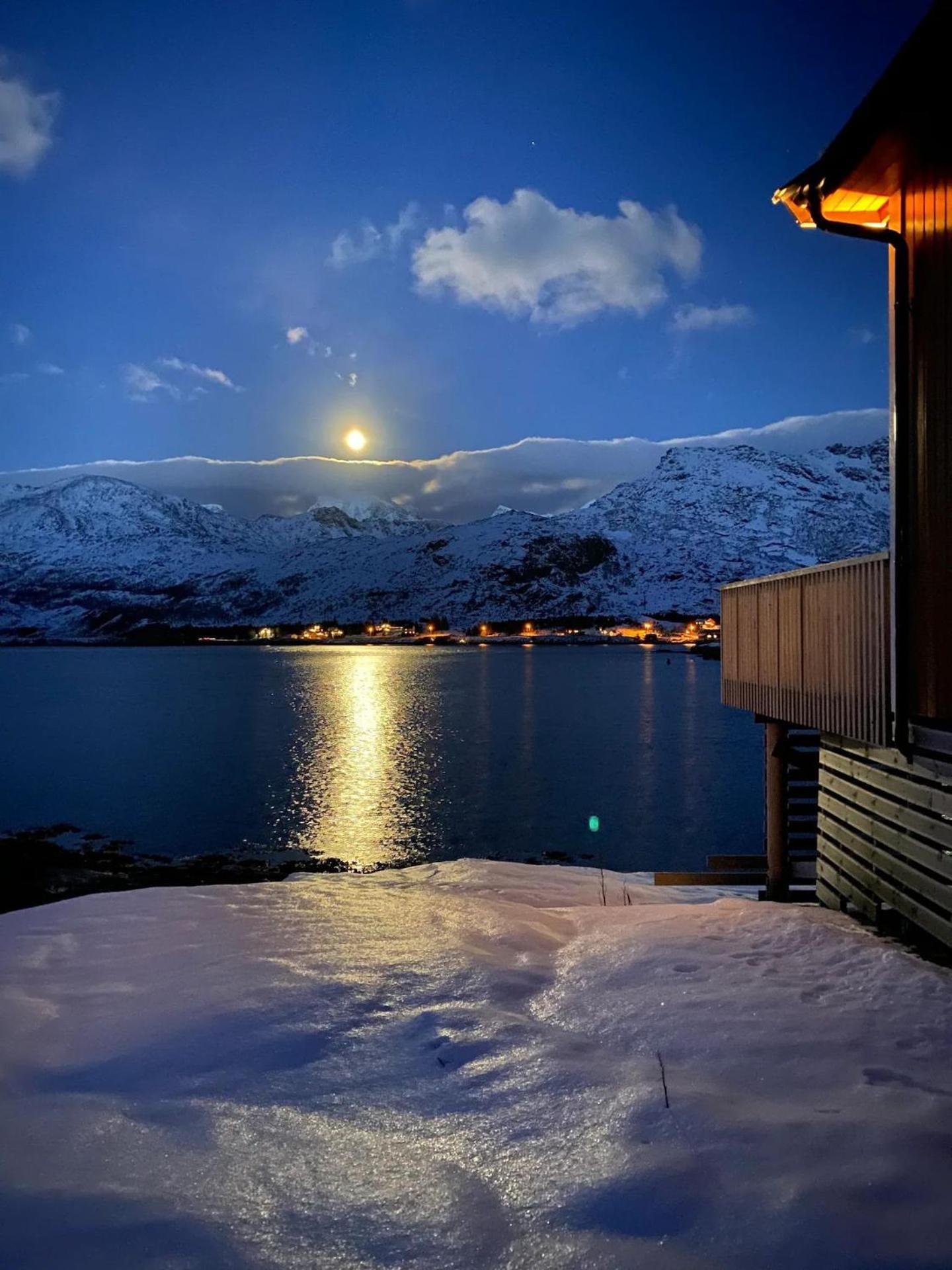 Oceanview Mini-House - Stunning Views Daire Ramberg Dış mekan fotoğraf
